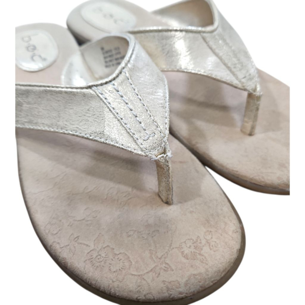 B.O.C. Born Gold Metalic Comfort Thong Slip-on Sandals Size 8 - Picture 5 of 8